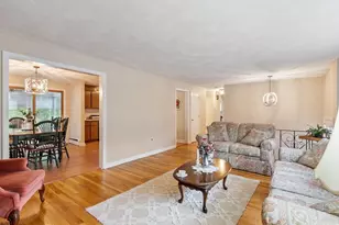 134 River Rd, Lowell, MA 01852 - Photo 4