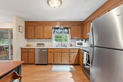 134 River Rd, Lowell, MA 01852 - Photo 14