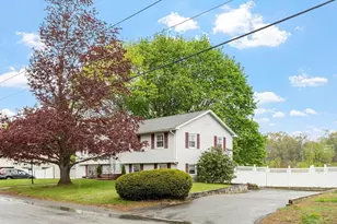 134 River Rd, Lowell, MA 01852 - Photo 2