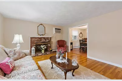 134 River Rd, Lowell, MA 01852 - Photo 6