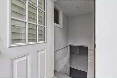 600 Broadway, Fall River, MA 02724 - Photo 24