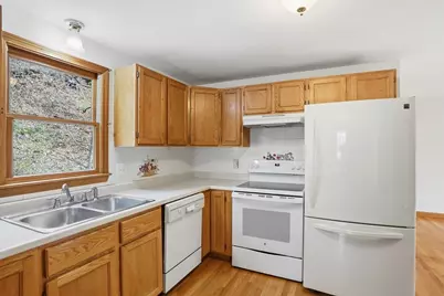 21 Valley, Groton, MA 01450 - Photo 6