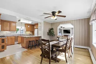 45 1st St, Chelmsford, MA 01824 - Photo 4