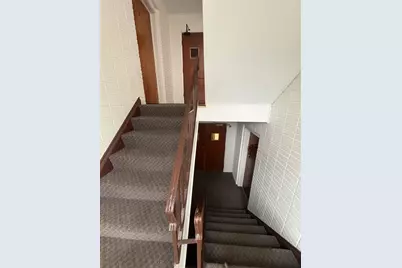 10 Longwood Dr #5, Andover, MA 01810 - Photo 2