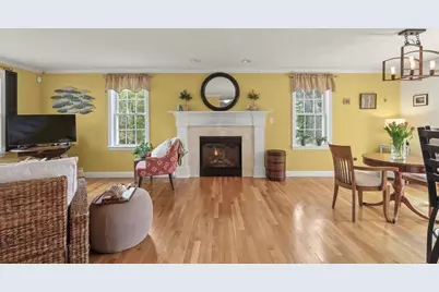 16 Hall St #A, Plymouth, MA 02360 - Photo 6