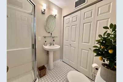 96 Anderer Lane #5, Boston, MA 02132 - Photo 20