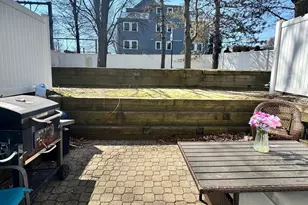 214 Florence St, Boston, MA 02131 - Photo 10