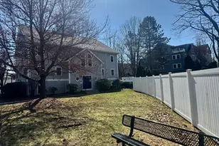 214 Florence St, Boston, MA 02131 - Photo 4