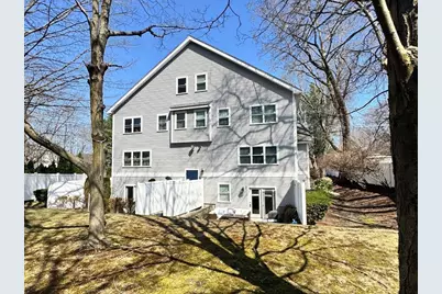 214 Florence St #A, Boston, MA 02131 - Photo 8