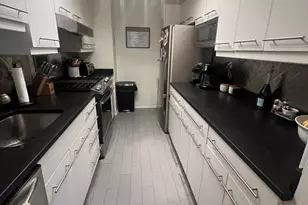 8 Whittier Pl, Boston, MA 02114 - Photo 4