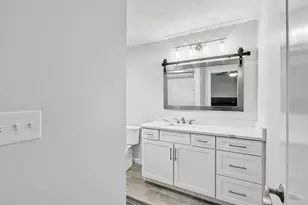 33 Phalanx St, Tyngsborough, MA 01879 - Photo 10