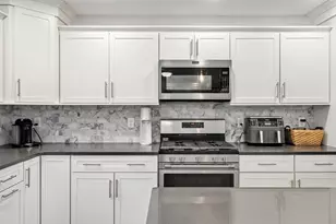 33 Phalanx St, Tyngsborough, MA 01879 - Photo 6