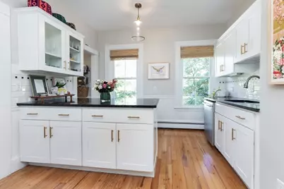 135 Anrtim #C, Cambridge, MA 02139 - Photo 6