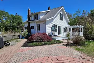 131 Pleasant, Paxton, MA 01612 - Photo 1