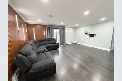 50 Colonial #8, Andover, MA 01810 - Photo 2