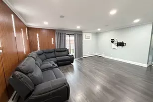 50 Colonial, Andover, MA 01810 - Photo 2