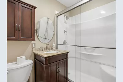 73 Pawtucket Dr, Lowell, MA 01854 - Photo 28