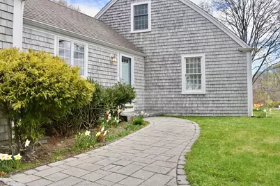 11 Beale Ave, Sandwich, MA 02563 - Photo 10