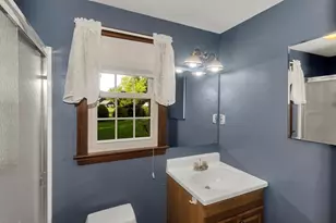 46 Woodcliff Dr, Westfield, MA 01085 - Photo 24