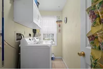 37 Dupuis Ave, Worcester, MA 01604 - Photo 22