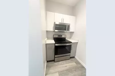 30 Beacham Street #107, Everett, MA 02149 - Photo 2