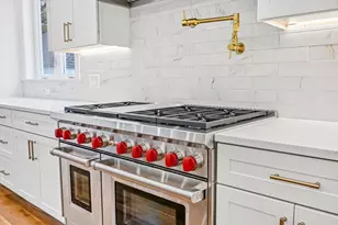13 Parker Rd, Wakefield, MA 01880 - Photo 4