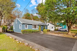 423 Bedford St, Lexington, MA 02420 - Photo 2