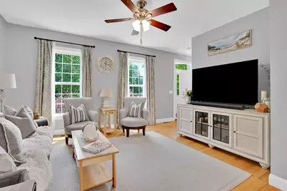 45 Pomeroy Meadow Rd, Southampton, MA 01073 - Photo 4