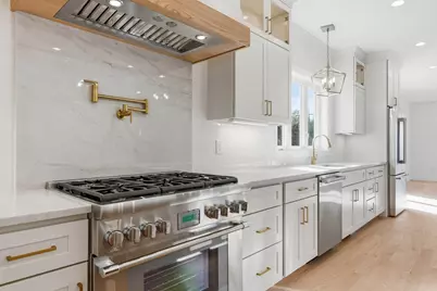 16 Couture Way, Middleton, MA 01949 - Photo 8