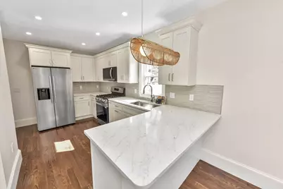 37 Itasca St, Boston, MA 02126 - Photo 2