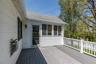 278 Whitney, Holyoke, MA 01040 - Photo 32