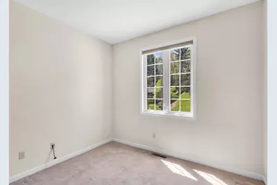 278 Whitney, Holyoke, MA 01040 - Photo 22