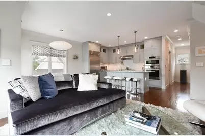 900 Greendale Ave #7, Needham, MA 02492 - Photo 2