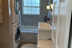 131 H St, Boston, MA 02127 - Photo 12