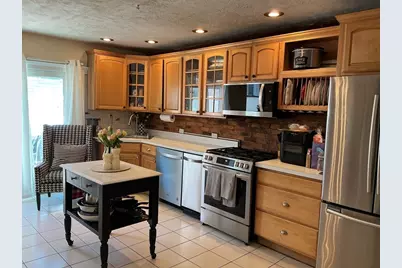 131 H St, Boston, MA 02127 - Photo 6
