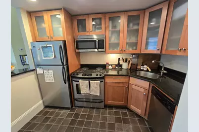 313 Beacon St #14, Boston, MA 02116 - Photo 2