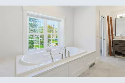 136 Lincoln St, Hudson, MA 01749 - Photo 36