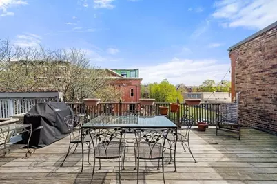 536 Massachusetts Ave #4, Boston, MA 02118 - Photo 2