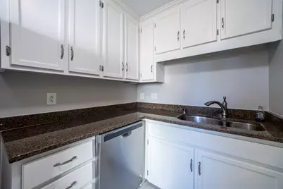 357 Boylston #3, Lowell, MA 01852 - Photo 10