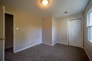 357 Boylston, Lowell, MA 01852 - Photo 16