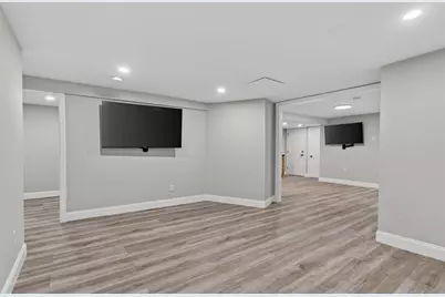 40 Elm St #B, Wakefield, MA 01880 - Photo 4