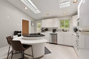 86 Framingham Rd, Southborough, MA 01772 - Photo 12