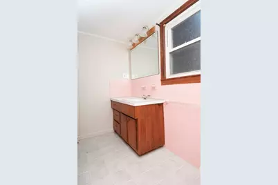 177 Pleasant St, Whitman, MA 02382 - Photo 14