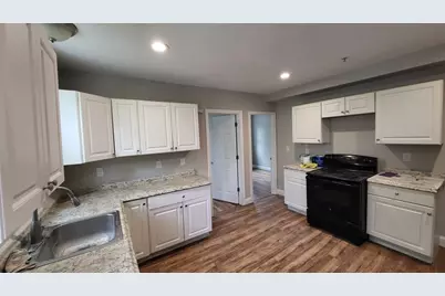 75 Livingston Street #B, Lowell, MA 01852 - Photo 2