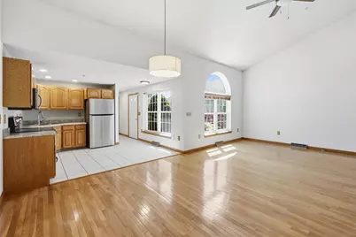 18 Castle Hill Rd #G, Agawam, MA 01001 - Photo 10