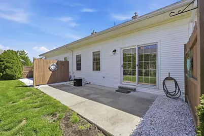18 Castle Hill Rd #G, Agawam, MA 01001 - Photo 36