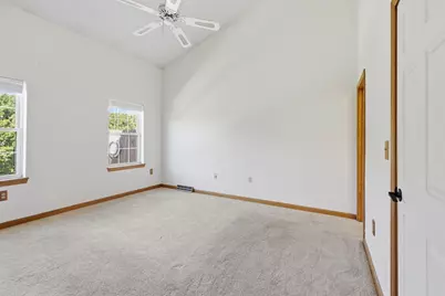 18 Castle Hill Rd #G, Agawam, MA 01001 - Photo 16