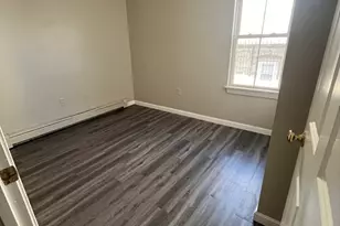 297 Hartwell St, Fall River, MA 02721 - Photo 8