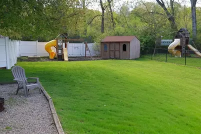 199 Bemis Rd, Holyoke, MA 01040 - Photo 24