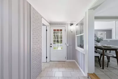 118 Surrey Road, Springfield, MA 01118 - Photo 12